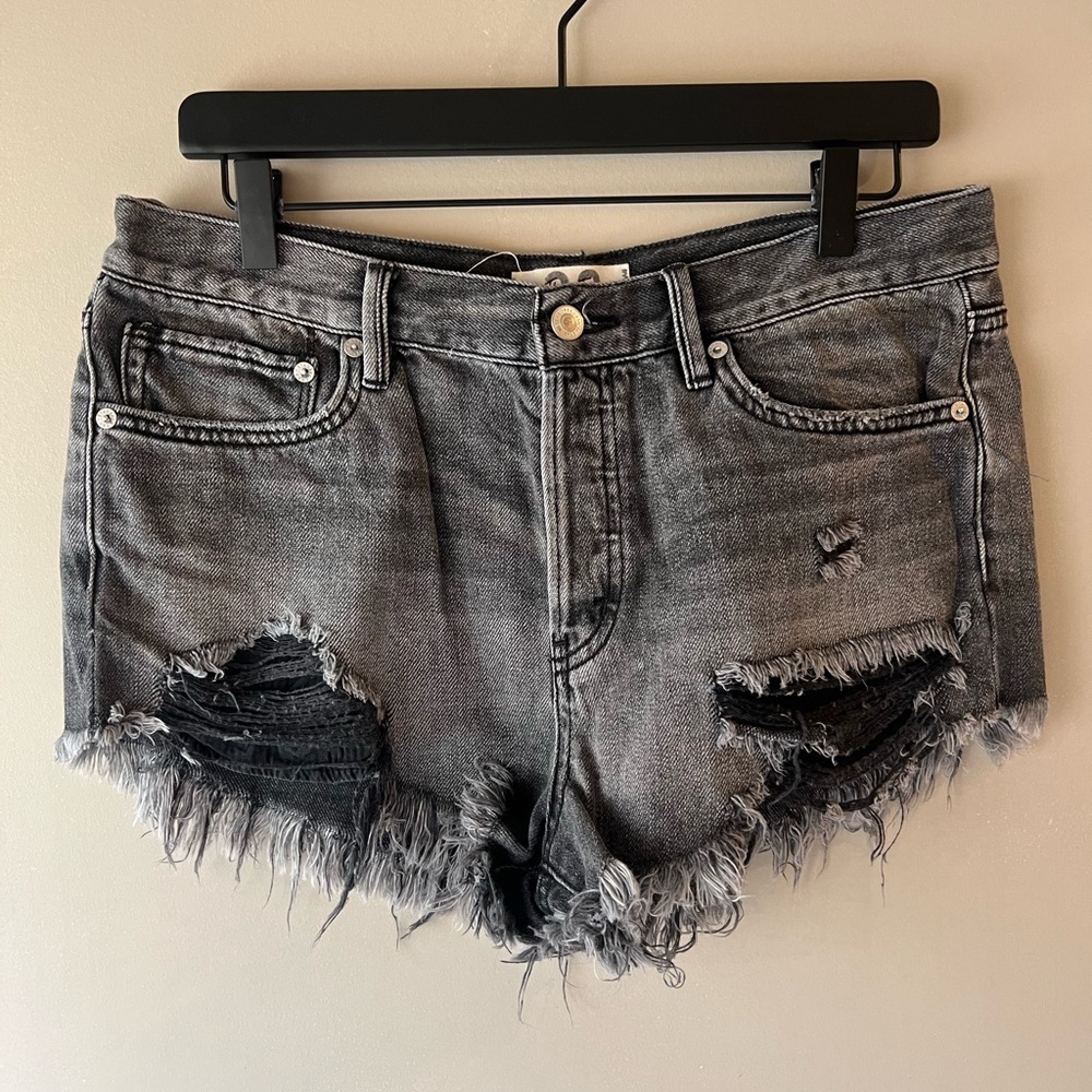 We The Free Gray Distressed Denim Cutoff Shorts